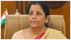 ಅದಾನಿ ಗ್ರೂಪ್ ಬಿಕ್ಕಟ್ಟಿನ ಮಧ್ಯೆ ಭರವಸೆ ನೀಡಿದ ವಿತ್ತ ಸಚಿವೆ, ಹೇಳಿದ್ದೇನು?