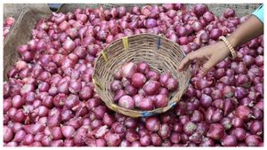  World Onion Crisis: ಈರುಳ್ಳಿ ಬಿಕ್ಕಟ್ಟಿನ ನಡುವೆ ಭಾರತೀಯ ರೈತರು ಸ್ಟಾಕ್‌ ಎಸೆಯುತ್ತಿರುವುದು ಏಕೆ?