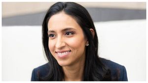  Amrita Ahuja: ಹಿಂಡನ್‌ಬರ್ಗ್ ಹೊಸ ಟಾರ್ಗೆಟ್‌ ಬ್ಲಾಕ್‌ ಸಿಎಫ್ಒ ಅಮೃತಾ ಅಹುಜಾ ಯಾರು?