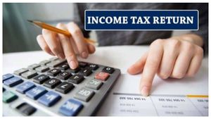  ITR 2023: ಗಡುವಿಗೂ ಮುನ್ನ ಐಟಿಆರ್ ಫೈಲ್ ಮಾಡದಿದ್ರೆ 5,000 ರೂ. ದಂಡ, ಫೈಲಿಂಗ್ ವಿಧಾನ ನೋಡಿ