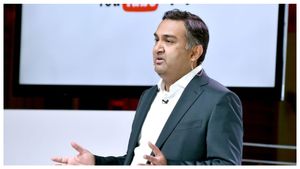 ನಾಚಿಕೆ ಸ್ವಭಾವದ ಹುಡುಗ ಪಡೆದದ್ದು 544 ಕೋಟಿ ರೂ ಬೋನಸ್‌, ಹಾಗಿದ್ರೆ ವೇತನವೆಷ್ಟು?