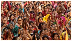  Mahila Samman: ಮಹಿಳಾ ಸಮ್ಮಾನ್ ಉಳಿತಾಯ ಯೋಜನೆಯ ಅರ್ಹತೆ, ಇತರೆ ಮಾಹಿತಿ