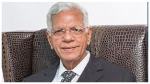  Chandru Raheja: ಭಾರತದ ರಿಯಲ್ ಎಸ್ಟೇಟ್ ದಿಗ್ಗಜ ಚಂದ್ರು ರಹೇಜಾ ನಿವ್ವಳ ಆದಾಯ, ವೃತ್ತಿ ಜೀವನ ಇತರೆ ಮಾಹಿತಿ