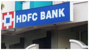  HDFC Bank Loans: ಎಂಸಿಎಲ್‌ಆರ್ ಪರಿಷ್ಕರಿಸಿದ ಎಚ್‌ಡಿಎಫ್‌ಸಿ ಬ್ಯಾಂಕ್, ಅಗ್ಗವಾಗಲಿದೆ ಸಾಲ