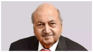 Keshub Mahindra: ಮಹೀಂದ್ರಾ & ಮಹೀಂದ್ರಾ ಮಾಜಿ ಚೇರ್‌ಮನ್ ಕೇಶುಬ್ ನಿಧನ: ಆದಾಯ, ವೃತ್ತಿ ಇತರೆ ಮಾಹಿತಿ