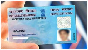  PAN Card Limit: 2 ಪ್ಯಾನ್ ಕಾರ್ಡ್ ಇದ್ದರೆ ಏನು ಮಾಡುವುದು, ದಂಡವೆಷ್ಟು ತಿಳಿಯಿರಿ