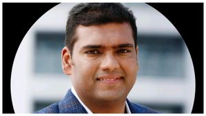  Rajiv Poddar: ಅಂಬಾನಿಯಿಂದ ಮನೆ ಗಿಫ್ಟ್ ಪಡೆದ ಮನೋಜ್ ಮೋದಿ ಅಳಿಯ ರಾಜೀವ್ ಪೊದ್ದಾರ್ ಬಗ್ಗೆ ಗೊತ್ತಾ?