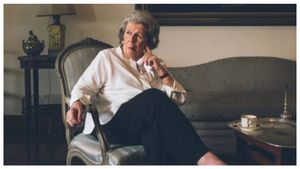  Simone Tata: 49000 ಕೋಟಿ ಸಂಸ್ಥೆ ಕಟ್ಟಿದ ರತನ್‌ ಟಾಟಾರ ಮಲತಾಯಿ 93 ವರ್ಷದ ಸಿಮೋನ್‌ ಟಾಟಾ!