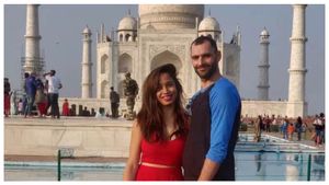  Aunkita Nandi: 2 ಬಾಡಿಗೆ ಕಂಪ್ಯೂಟರ್‌ ಮೂಲಕ ಕಂಪನಿ ಕಟ್ಟಿದ ಅಂಕಿತಾ ನಂದಿ 100 ಕೋಟಿ ರೂ. ಒಡತಿ.!