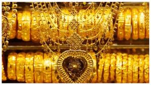  Gold Rate Today: ಮೇ 4ರಂದು ಚಿನ್ನ, ಬೆಳ್ಳಿ ದರ ಮತ್ತೆ ಏರಿಕೆ, ಬೆಲೆ ಪರಿಶೀಲಿಸಿ