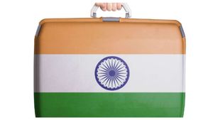  Gifts From NRIs: ಎನ್‌ಆರ್‌ಗಳಿಂದ ಪಡೆದ ಉಡುಗೊರೆ ಮೇಲೆ ತೆರಿಗೆ ನಿಯಮ ತಿಳಿಯಿರಿ