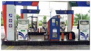  ಪೆಟ್ರೋಲ್ ಪಂಪ್‌ಗಳಲ್ಲಿ 2000 ರೂಪಾಯಿ ನೋಟಿನದ್ದೆ ದರ್ಬಾರು, ನಗದು ಬಳಕೆ ಶೇ.90ರಷ್ಟು ಏರಿಕೆ