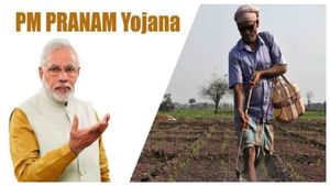  PM PRANAM Scheme: ಪಿಎಂ ಪ್ರಣಾಮ್ ಅನುಮೋದನೆಗೆ ಸಂಸತ್ತು ಸಜ್ಜು, ಏನಿದು ಯೋಜನೆ ತಿಳಿಯಿರಿ