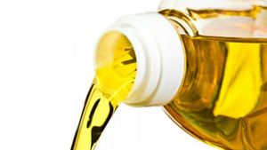  Cooking Oil Price: ಗ್ರಾಹಕರ ಮುಖದಲ್ಲಿ ಮಂದಹಾಸ ತಂದ ಅಡುಗೆ ಎಣ್ಣೆ ಬೆಲೆ ಇಳಿಕೆ