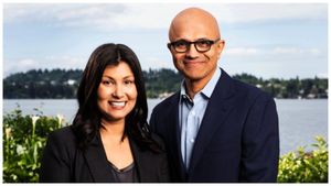 ಐಎಎಸ್ ಆಫೀಸರ್ ಪುತ್ರ, ಐಟಿ ದಿಗ್ಗಜ ಕಂಪೆನಿ ಸಿಇಒ ವಿವಾಹವಾಗಿದ್ದು ಐಎಎಸ್ ಅಧಿಕಾರಿ ಮಗಳನ್ನು! 