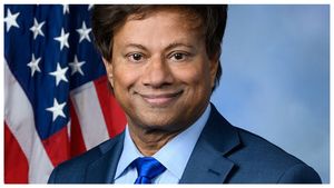  Shri Thanedar: ಬಡತನದಲ್ಲಿ ಬೆಳದ ಬೆಳಗಾವಿಯ ಶ್ರೀ ಥಾಣೇದಾರ್ ಇಂದು ಶ್ರೀಮಂತ ಉದ್ಯಮಿ, ಯುಎಸ್‌ನ ಯಶಸ್ವಿ ರಾಜಕಾರಣಿ!