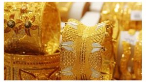  Gold Rate Today: ಆಗಸ್ಟ್ 4ರಂದು ಚಿನ್ನ, ಬೆಳ್ಳಿ ದರ ಎಷ್ಟಿದೆ ನೋಡಿ