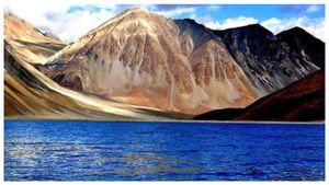  Ladakh Tour: ಲಡಾಖ್ ಪ್ರವಾಸ ಪ್ಯಾಕೇಜ್, ಟಿಕೆಟ್ ಮೊತ್ತ, ಇತರೆ ವಿವರ ತಿಳಿಯಿರಿ