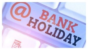  Bank Holidays in October 2023: ಅಕ್ಟೋಬರ್‌ನಲ್ಲಿ ಬರೋಬ್ಬರಿ 16 ದಿನ ಬ್ಯಾಂಕ್ ರಜೆ, ಯಾವೆಲ್ಲ ದಿನ ನೋಡಿ
