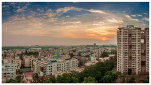  Bengaluru Property: ಬೆಂಗಳೂರಿನಲ್ಲಿ ಆಸ್ತಿ ಮೌಲ್ಯ ಏರಿಕೆ ನಿರೀಕ್ಷೆ, ಎಷ್ಟು ಹೆಚ್ಚಳ?