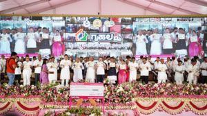  Gruha Lakshmi Scheme: ಅಬ್ಬಬ್ಬಾ.. ಗೃಹಲಕ್ಷ್ಮಿ ಚಾಲನಾ ಕಾರ್ಯಕ್ರಮಕ್ಕೆ ತಗುಲಿದ ವೆಚ್ಚ ಇಷ್ಟಾ..