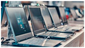  Free Laptop: ಉಚಿತ ಲ್ಯಾಪ್‌ಟಾಪ್ ಬೇಕೇ?, ಹೀಗೆ ಅರ್ಜಿ ಸಲ್ಲಿಸಿ 