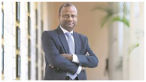  Rajnish Kumar: ಮಾಸ್ಟರ್‌ ಕಾರ್ಡ್‌ ಇಂಡಿಯಾದ ಅಧ್ಯಕ್ಷ, ಎಸ್‌ಬಿಐ ಮಾಜಿ ಮುಖ್ಯಸ್ಥ ರಜನೀಶ್ ಕುಮಾರ್ ಯಾರು?