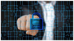  Aadhaar Data Security Alert: 81 ಕೋಟಿ ಭಾರತೀಯರ ಖಾಸಗಿ ಡೇಟಾ ಅಪಾಯದಲ್ಲಿ, ಆಧಾರ್ ಸುರಕ್ಷಿತವೇ?