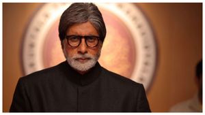  Amitabh Bachchan Birthday: ಅಮಿತಾಬ್ ಬಚ್ಚನ್‌ರ ಅದ್ದೂರಿ ಹುಟ್ಟುಹಬ್ಬ ಆಯೋಜಿಸಿದ್ದ ಉದ್ಯಮಿ ಬಗ್ಗೆ ತಿಳಿಯಿರಿ