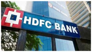  HDFC Bank Q2: ವಿಲೀನದ ಬಳಿಕ ಎಚ್‌ಡಿಎಫ್‌ಸಿ ಬ್ಯಾಂಕ್ ನಿವ್ವಳ ಲಾಭ ಶೇ.50 ರಷ್ಟು ಏರಿಕೆ, 