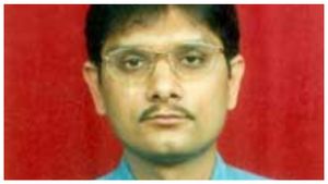  Ketan Parekh: ಹರ್ಷದ್‌ ಮೆಹ್ತಾ ಮಾದರಿಯಲ್ಲೇ ಷೇರುಪೇಟೆಯಲ್ಲಿ 40,000 ಕೋಟಿ ರೂ. ವಂಚಿಸಿದ ಕೇತನ್‌ ಪರೇಖ್‌ ಯಾರು?