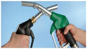 Petrol price hike: ಮಹಾರಾಷ್ಟ್ರ, ಯುಪಿ ಸೇರಿ 5 ರಾಜ್ಯಗಳಲ್ಲಿ ಪೆಟ್ರೋಲ್ ದರ ಏರಿಕೆ, ನಿಮ್ಮ ನಗರದಲ್ಲೆಷ್ಟಿದೆ ನೋಡಿ