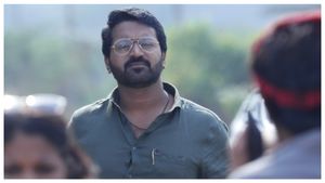  Rishab Shetty: ಕಾಂತಾರಾ ಸ್ಟಾರ್ ರಿಷಬ್ ಶೆಟ್ಟಿ ನಿವ್ವಳ ಆದಾಯ ಎಷ್ಟಿದೆ ಗೊತ್ತೆ?