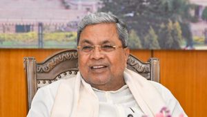  Karnataka Government Schemes: ಶಕ್ತಿ ಯೋಜನೆಗೆ ಅಪಾರ ಸ್ಪಂದನೆ, ಮೆಚ್ಚುಗೆ: ಇನ್ನೊಂದು ಹೆಜ್ಜೆ ಮುಂದಿಟ್ಟ ಸರ್ಕಾರ