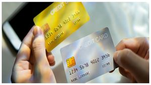  Top 5 Credit Cards: ಟಾಪ್ 5 ಕ್ರೆಡಿಟ್ ಕಾರ್ಡ್‌ಗಳ ಶುಲ್ಕ, ಪ್ರಯೋಜನಗಳ ಬಗ್ಗೆ ತಿಳಿಯಿರಿ