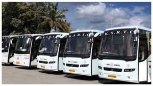  Deepavali 2023: ದೀಪಾವಳಿಗೆ ಕೆಎಸ್‌ಆರ್‌ಟಿಸಿಯಿಂದ 2000 ವಿಶೇಷ ಬಸ್‌ಗಳು, ಯಾವೆಲ್ಲ ನಗರಕ್ಕೆ?