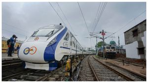  Vande Bharat Express: ದೇಶದಾದ್ಯಂತ ಬರಲಿವೆ 500 ವಂದೇ ಭಾರತ್ ಎಕ್ಸ್‌ಪ್ರೆಸ್- ಯಾವಾಗ? ಮಾಹಿತಿ, ವಿವರ
