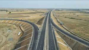 Pune- Bangalore Expressway: ಪುಣೆ-ಬೆಂಗಳೂರು ಎಕ್ಸ್‌ಪ್ರೆಸ್‌ವೇ ಯಾವ ನಗರಗಳನ್ನು ಒಳಗೊಂಡಿದೆ? ವೆಚ್ಚ, ಉದ್ದ, ಅಂಕಿಅಂಶ, ವಿವರ 