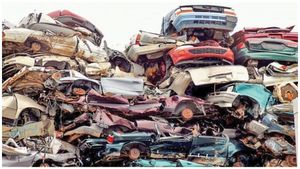  Money By Selling Scrap: ಗುಜರಿ ಮಾರಿ ಮೋದಿ ಸರ್ಕಾರ ಪಡೆದ ಹಣ ತಿಳಿದ್ರೆ ನೀವು ಬರೆಗಾಗ್ತೀರಿ!