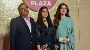 ಮುಖೇಶ್ ಅಂಬಾನಿ ಮತ್ತು ನೀತಾ ಅಂಬಾನಿಯ ಅಡುಗೆಭಟ್ಟರ ಸಂಬಳ ಎಷ್ಟು ಗೊತ್ತಾ, ಇಲ್ಲಿದೆ ಸಂಪೂರ್ಣ ವಿವರ 