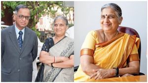  ವಾರಕ್ಕೆ 70 ಗಂಟೆ ಕೆಲಸ: ಪತಿಯ ಹೇಳಿಕೆ ಸಮರ್ಥಿಸಿದ ಸುಧಾ ಮೂರ್ತಿ ವಾರಕ್ಕೆಷ್ಟು ಗಂಟೆ ದುಡಿತ್ತಾರೆ ಗೊತ್ತಾ!?