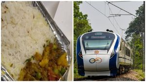  ಊಟ ವಾಪಾಸ್ ನೀಡಿದ ವಂದೇ ಭಾರತ್ ಪ್ರಯಾಣಿಕರು, 'ವಾಸನೆ ಬರುತ್ತಿದೆ' ಎಂದ ವಿಡಿಯೋ ವೈರಲ್ 