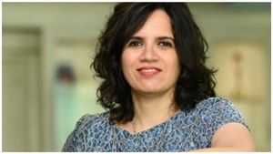  ಅಮೆರಿಕಾದಲ್ಲಿದ್ದ ಉದ್ಯೋಗ ತೊರೆದು, ಪತಿಯೊಂದಿಗೆ 8000 ಕೋಟಿ ರೂ. ಕಂಪನಿ ನಿರ್ಮಿಸಿದ ಮಹಿಳೆ ಈಕೆ!