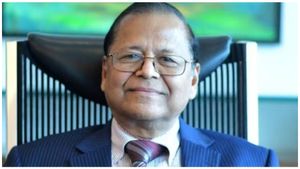  17ನೇ ವಯಸ್ಸಲ್ಲಿ ಪದವಿ ಮುಗಿಸಿ, ಅಧಿಕ ವೇತನದ ಉದ್ಯೋಗ ತೊರೆದವರು, ಈಗ ಭಾರತದ ಅಗರ್ಭ ಶ್ರೀಮಂತ!