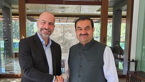 ಉಬರ್‌ ಅದಾನಿ ಗ್ರೂಪ್ ಪಾಲುದಾರಿಕೆ: ಉಬರ್ ಸಿಇಒ ಭೇಟಿಯಾದ ಗೌತಮ್ ಅದಾನಿ 