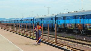  ಪೋಷಕರ ಹಸ್ತಕ್ಕೆ 549 ಮಕ್ಕಳು, 200 ಕ್ಕೂ ಹೆಚ್ಚು ಜನರ ರಕ್ಷಣೆ, ಒಂದು ತಿಂಗಳಲ್ಲೇ ರೈಲ್ವೆಯ ಕಾರ್ಯವಿದು!