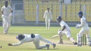  Ranji: ರಣಜಿ ಟ್ರೋಫಿ ಗೆದ್ದರೆ ಸಿಗುವ ಹಣವೆಷ್ಟು?, ಒಂದು ಪಂದ್ಯ ಆಡಿದರೆ ಸಿಗುವ ಮೊತ್ತವೆಷ್ಟು? 