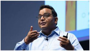 ಲ್ಯಾಂಡ್‌ಲೈನ್ ಫೋನ್ ಜ್ಯೋತಿಷ್ಯದಿಂದ ಬಿಲಿಯನ್ ಡಾಲರ್ ಕಂಪನಿವರೆಗೆ....