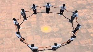Zero Shadow Day: ಬೆಂಗಳೂರಿನಲ್ಲಿ ಇಂದು ಪ್ರಕೃತಿಯ ಅಚ್ಚರಿ 