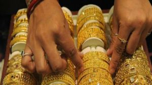 May 13 Gold Rate: ಇಂದಿನ ಚಿನ್ನದ ಬೆಲೆ, ಬೆಂಗಳೂರಿನಲ್ಲಿ ದರ ಎಷ್ಟಿದೆ ತಿಳಿಯಿರಿ 